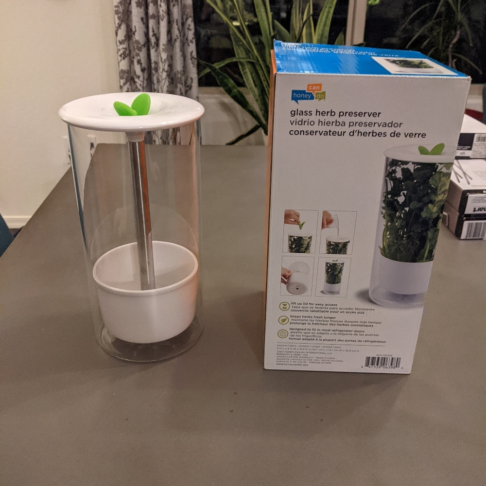 Glass herb preserver